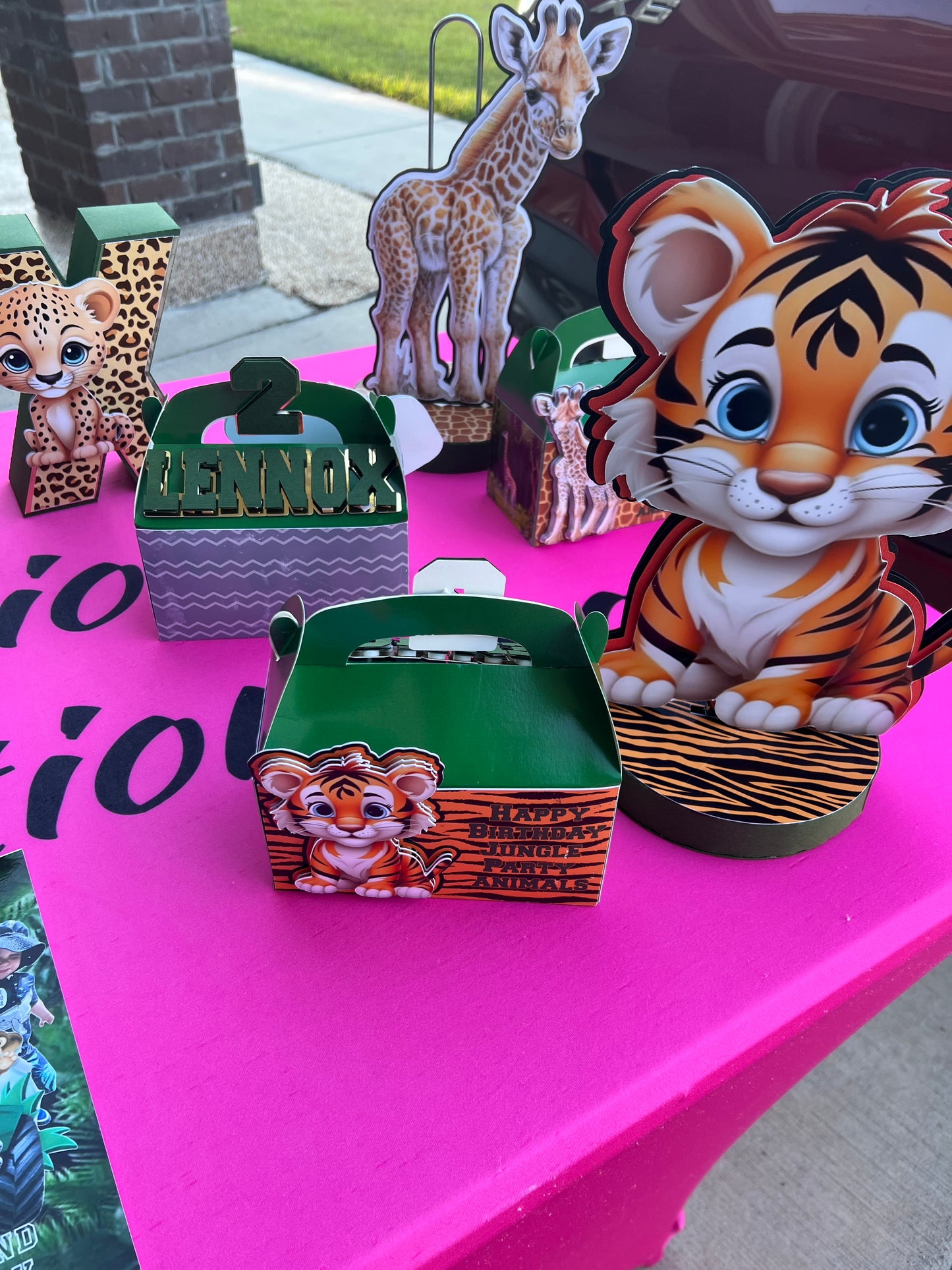 Custom favor/treat/ Gable boxes